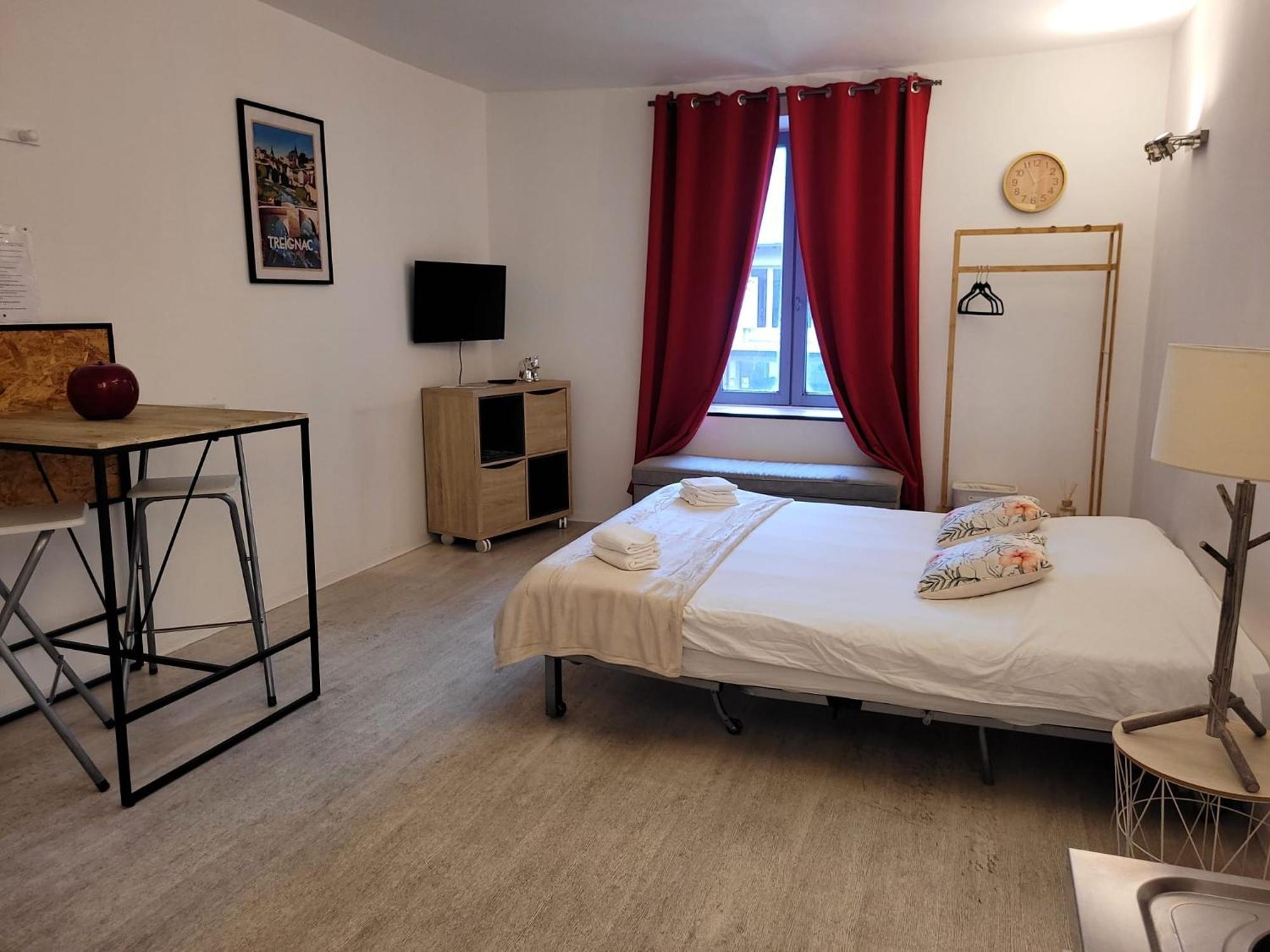 Residence Le 09 Uzerche Kültér fotó